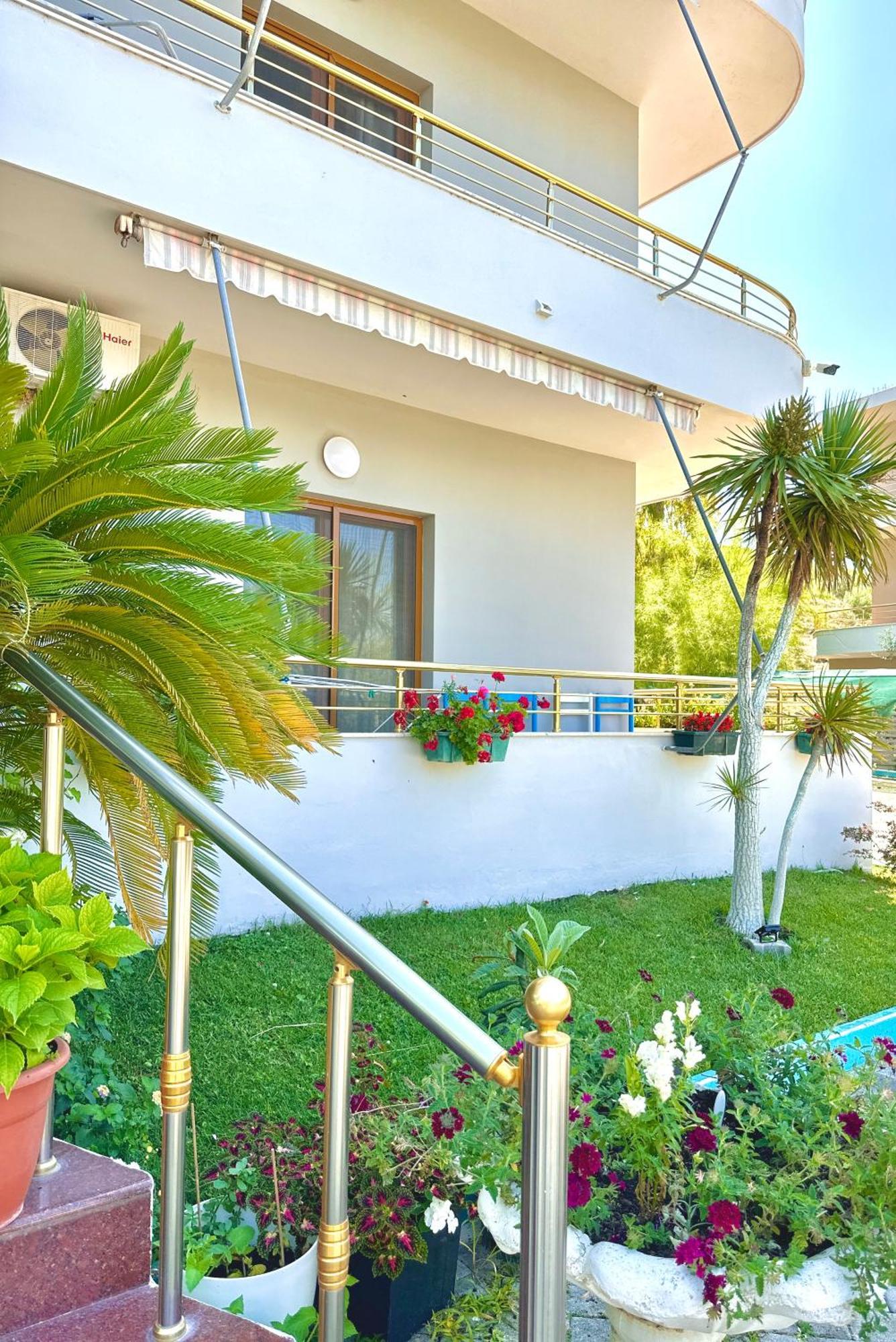 Hotel Denta Radhimë Εξωτερικό φωτογραφία