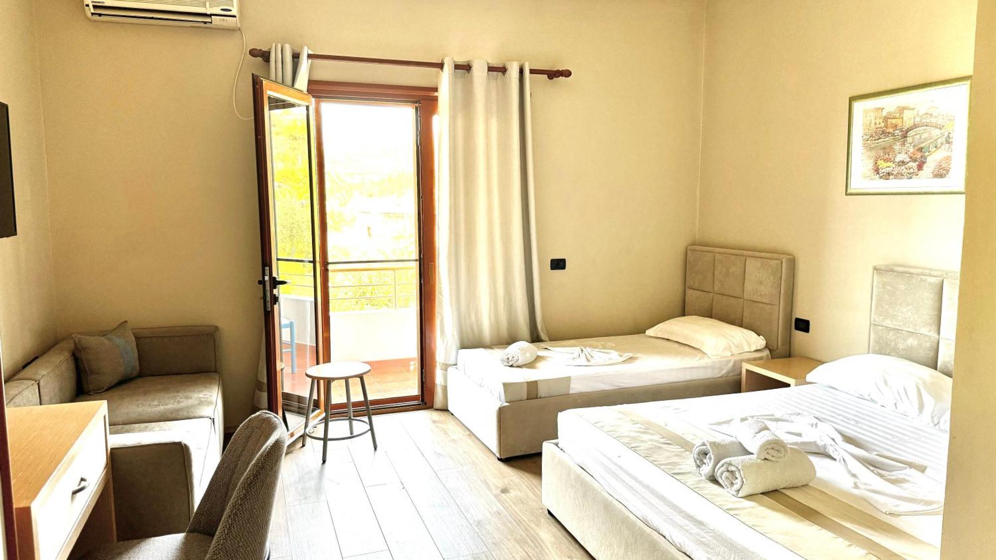 Hotel Denta Radhimë Εξωτερικό φωτογραφία