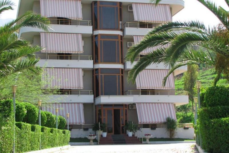 Hotel Denta Radhimë Εξωτερικό φωτογραφία